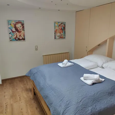 Διαμέρισμα Schoenpflug